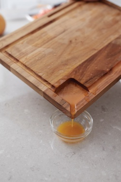 Logotrade Logogeschenke das Foto: VINGA Buscot Mehrzweckschneidebrett